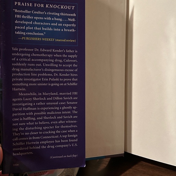 Catherine Coulter 'Whiplash' Book - Picture 2 of 2